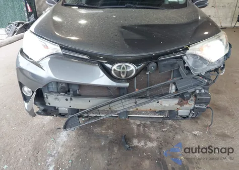 2018 Toyota Rav4 Xle из США, поврежденный, VIN 2T3RFREV0JW742796